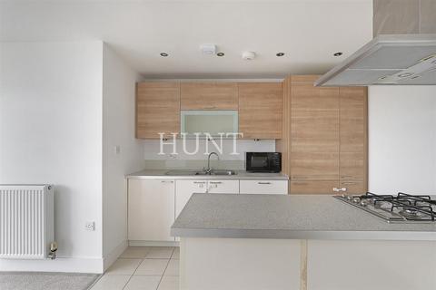 2 bedroom apartment for sale, High Road, Woodford Green