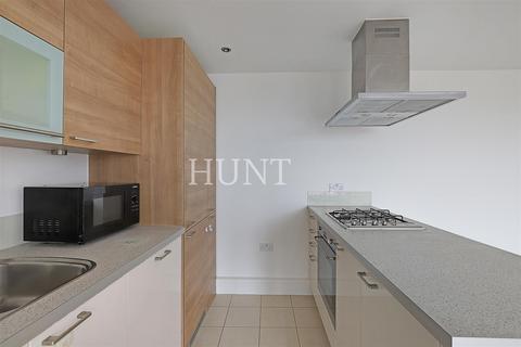 2 bedroom apartment for sale, High Road, Woodford Green