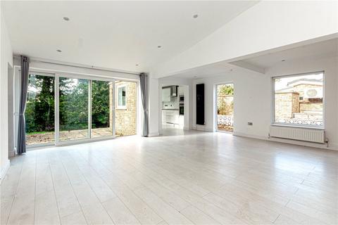 4 bedroom bungalow for sale, Beech Hill Court, Berkhamsted, Hertfordshire