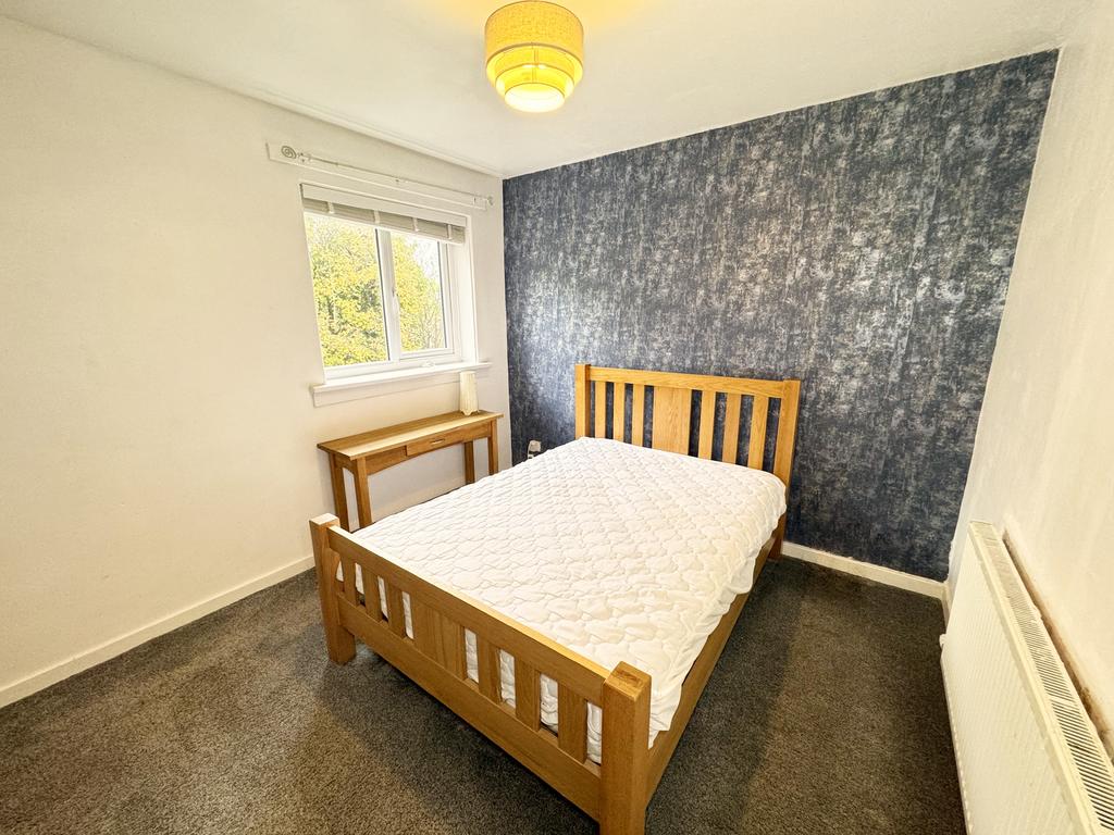Bedroom 2 (1)
