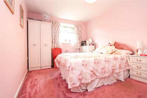 6 The Weavers, Swindon, SN3 1SE