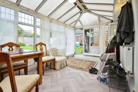 4 bedroom semi-detached bungalow for sale, Forest Close, Southampton SO32