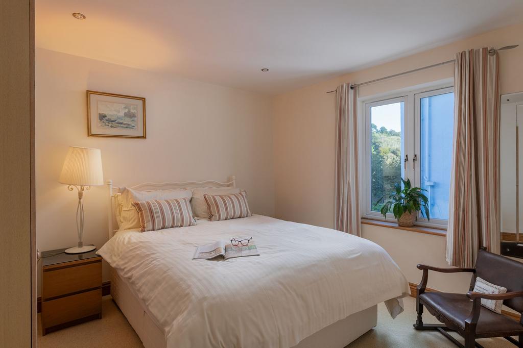 2 Elm Cottages, Brixham Road, Kingswear, Bedroom 3