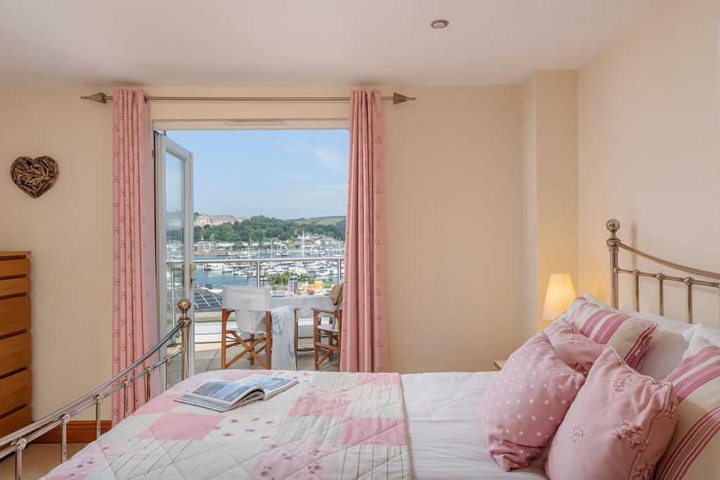 2 Elm Cottages, Brixham Road, Kingswear Main...