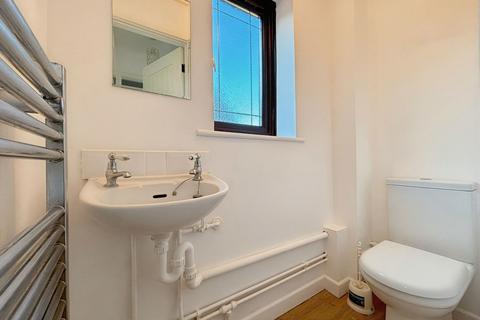 22 Lantern Close, Berkeley, GL13 9DE
