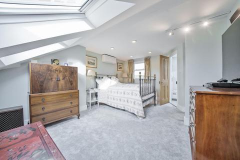 3 bedroom end of terrace house for sale, Meadow Road, Wimbledon