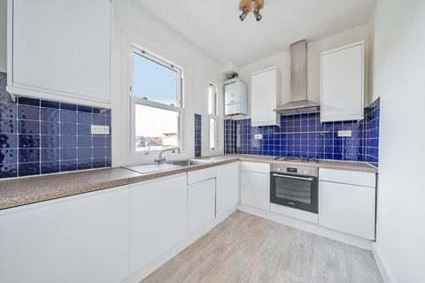 2 bedroom flat for sale, Denton Road, Crouch End