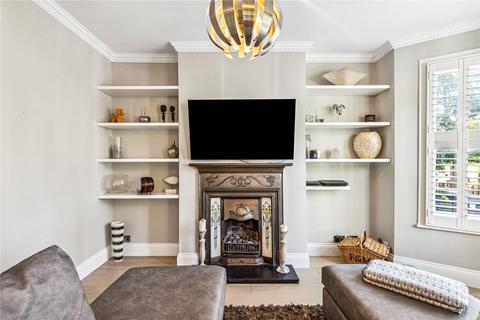 44 Brouncker Road, London, W3 8AQ