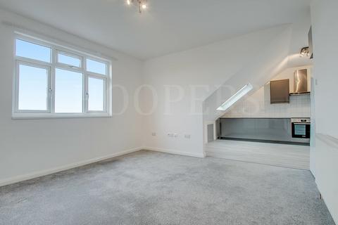 2 bedroom apartment to rent, Park Lane, Wembley, HA9