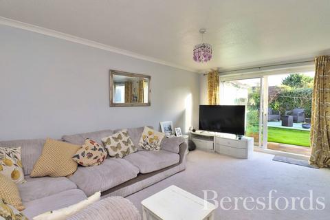 4 bedroom detached house for sale, Paddock Drive, Chelmsford, CM1