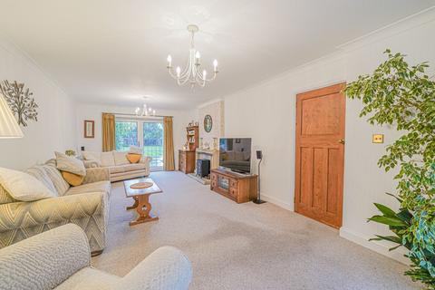 13 Brueton Avenue, Solihull, B91 3EN