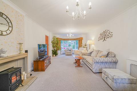 13 Brueton Avenue, Solihull, B91 3EN