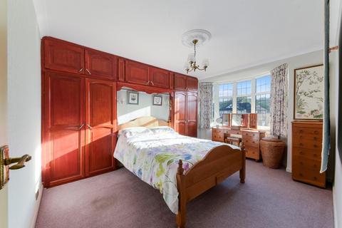 39 Chadacre Road, Epsom, KT17 2HD