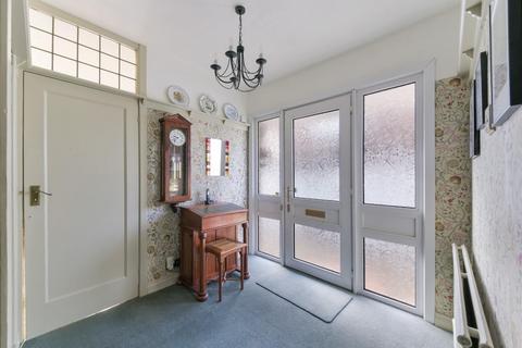 39 Chadacre Road, Epsom, KT17 2HD