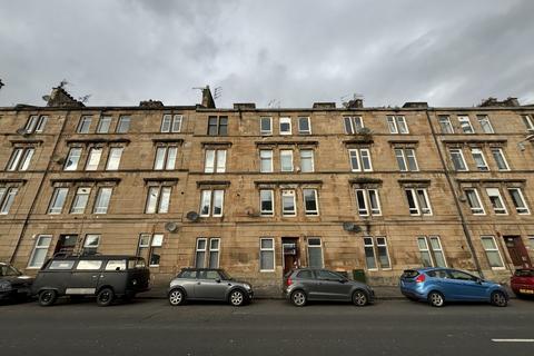 2 bedroom flat to rent, Cumbernauld Road, Dennistoun, Glasgow, G31