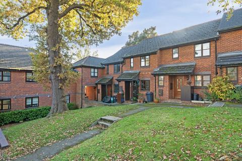 42 Cuthbert Gardens, London, SE25 6SS