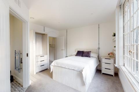 undefined, Flat 4 Plumptre Court, Poplar Street, Nottingham, Nottinghamshire, NG1