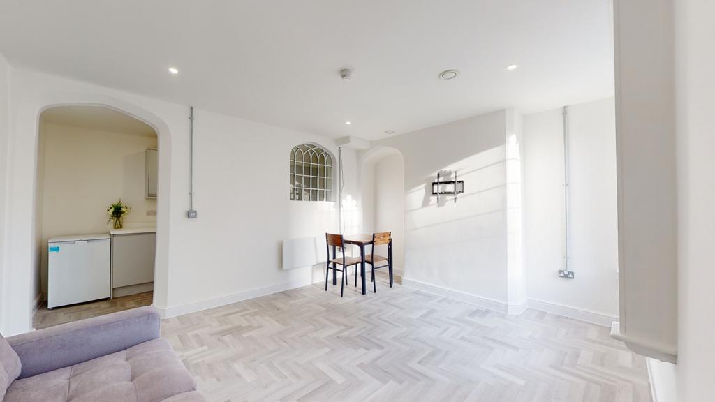 Plumptre-Court-F4-04062023 114111