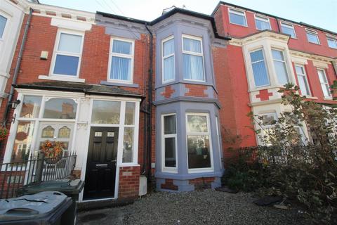 1 bedroom flat to rent, Holly Avenue, Whitley Bay