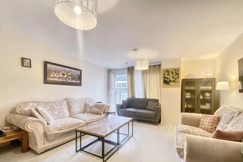 2 bedroom apartment to rent, Middlesex House, Mercer Walk, UXBRIDGE, Greater London