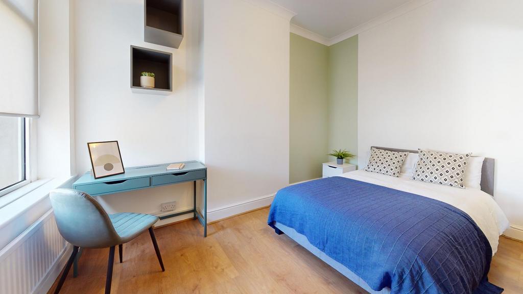 81-Allensbank-Road-Bedroom(6).jpg