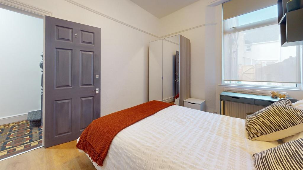 81-Allensbank-Road-Bedroom(4).jpg