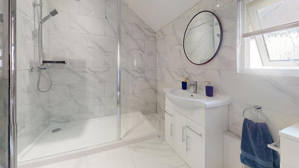 81-Allensbank-Road-Bathroom.jpg