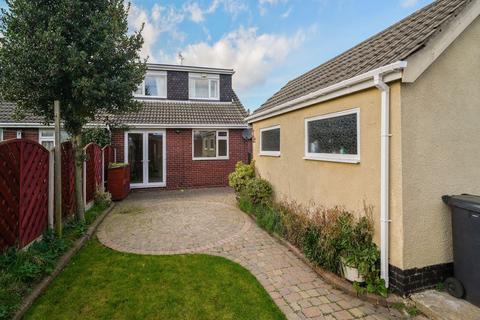 3 bedroom semi-detached bungalow for sale, Greenlands Avenue, Rossington, DN11 0