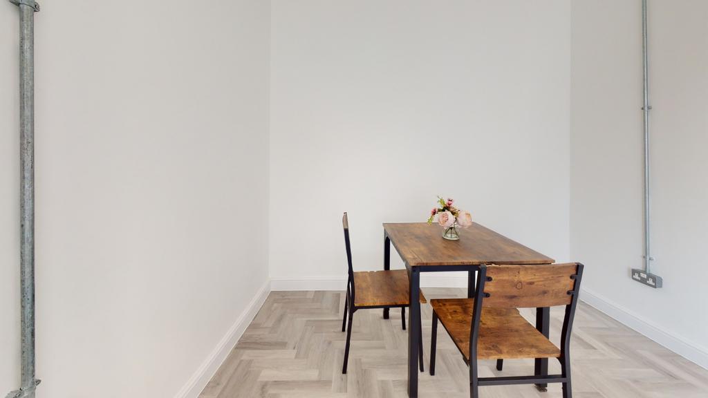 Plumptre-Court-F6-Dining-Room