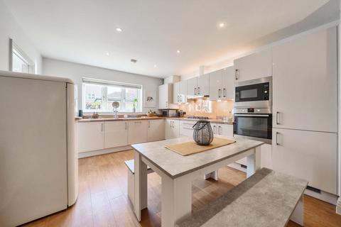 15 Harding Way, Marcham, Abingdon, OX13 6FJ