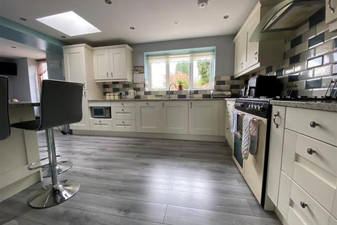 5 bedroom detached house for sale, Mill Lane, Gnosall, Stafford