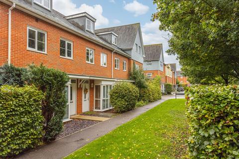 4 bedroom terraced house for sale, Powell Gardens, Redhill RH1