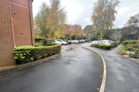 2 bedroom retirement property for sale, Bursledon Road, Southampton SO30