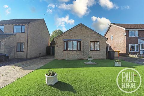 3 bedroom detached bungalow for sale, Broadoak Close, Carlton Colville, NR33