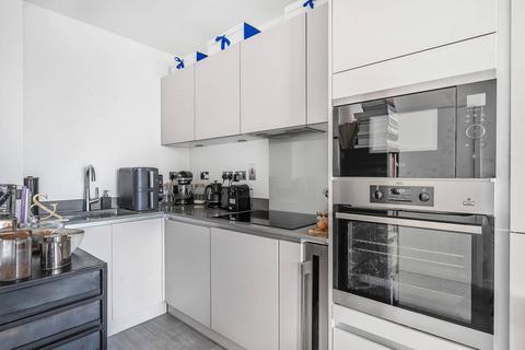 1 bedroom flat for sale, Stockwell Road, Brixton, LONDON, SW9