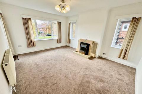 2 bedroom flat for sale, Givendale Road, Scarborough