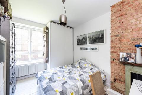 2 bedroom flat for sale, Bolney Street, Oval, London, SW8