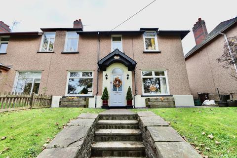 3 bedroom end of terrace house for sale, Penrhiw Terrace, Oakdale, NP12