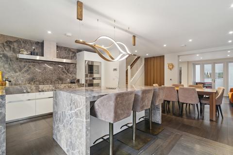 4 bedroom house for sale, Dovehouse Street, London SW3