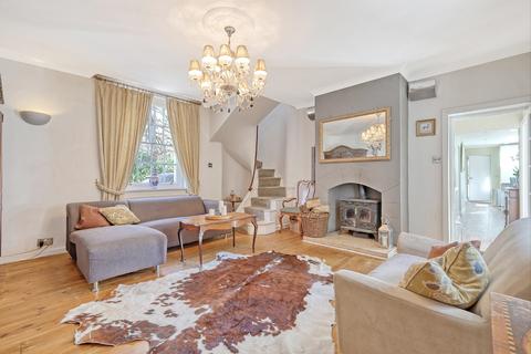 3 bedroom detached house for sale, The Avenue, Brentwood, CM13