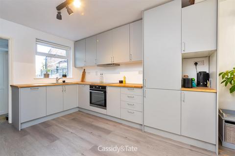 11 Boundary Road, St Albans, AL1 4DW