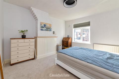 11 Boundary Road, St Albans, AL1 4DW
