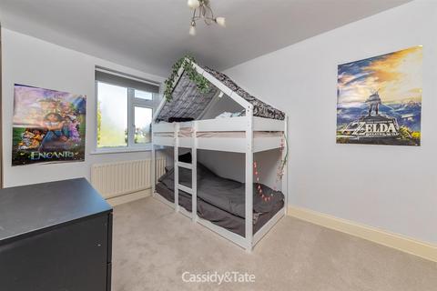 11 Boundary Road, St Albans, AL1 4DW