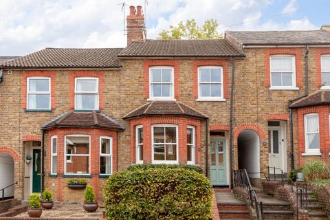 2 bedroom terraced house to rent, Shrublands Avenue, Berkhamsted HP4