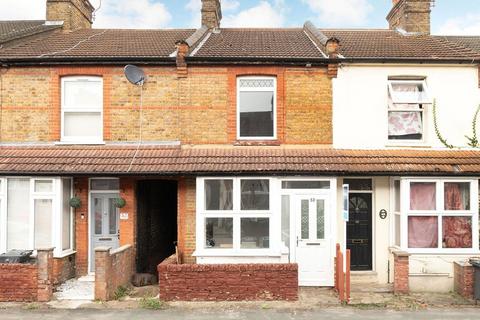 2 bedroom terraced house to rent, Cecil Street, Hertfordshire WD24