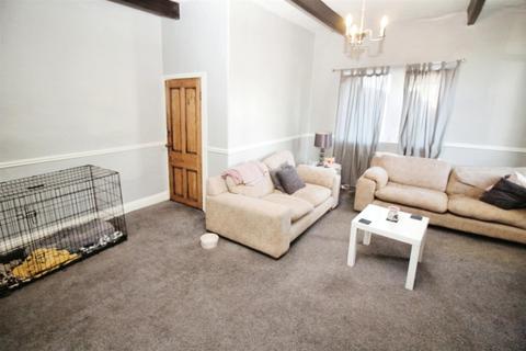 3 bedroom terraced house for sale, Highfield Road, Bradford BD10