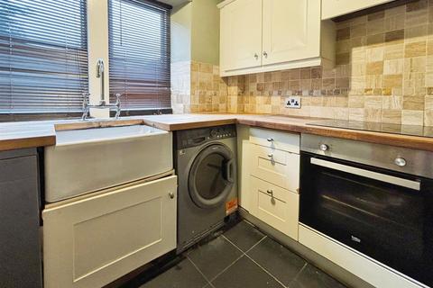 3 bedroom terraced house for sale, Highfield Road, Bradford BD10