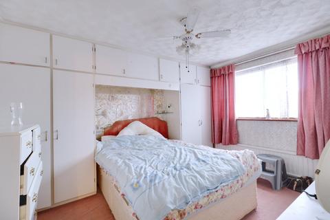 33 Martin Road, Aveley, South Ockendon, RM15 4TR