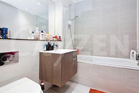 2 bedroom flat for sale, Hallmark Tower, 6 Cheetham Tower, Manchester M4