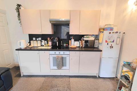 51 Lightcliffe Road, Brighouse, HD6 2DJ